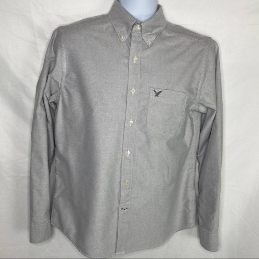 AEO Solid Gray Casual Button Down Small
